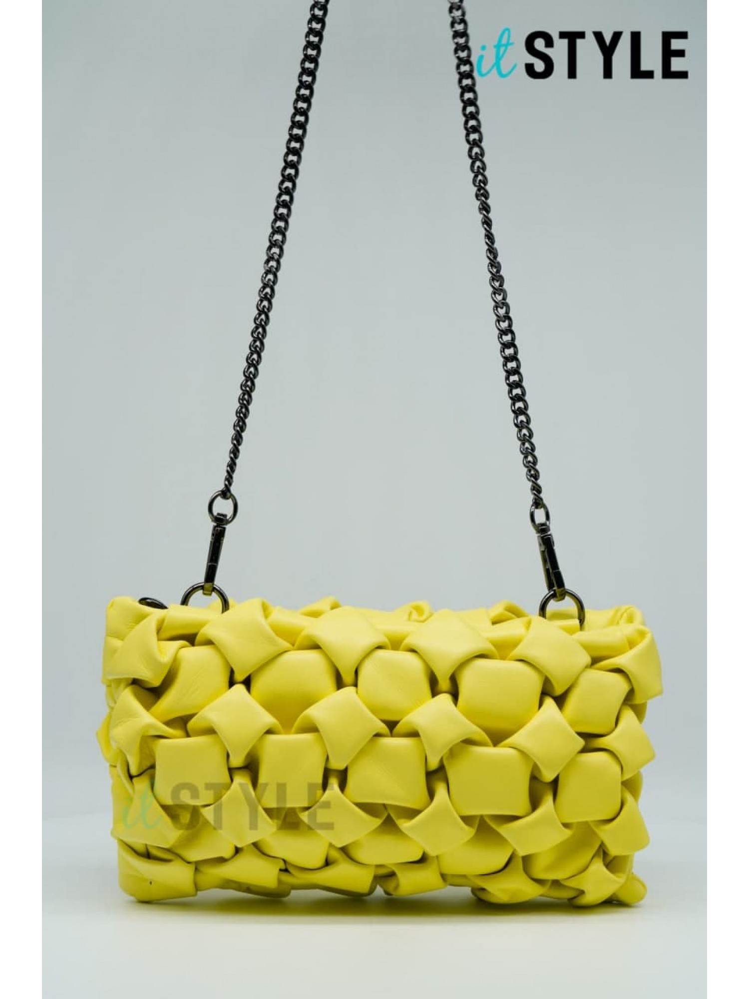 Rankinė delninė Marija